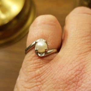 Pearl Ring